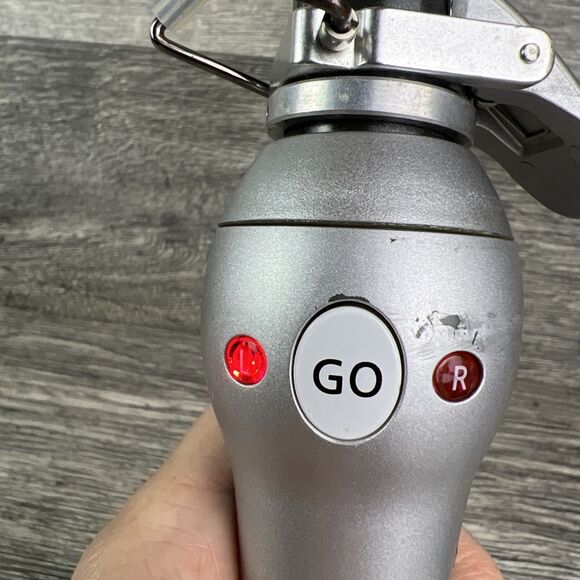 Beachwaver Pro 1” Rotating Ceramic Curling Iron BW1136 Silver Tested Works - Picture 10 of 11